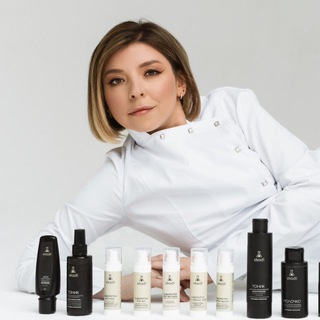 Telegram profile photo for Эксперт по баночкам | Critic_cosmetic