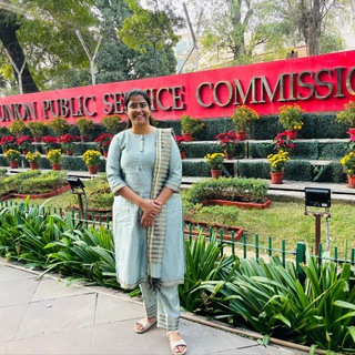 Telegram profile photo for Geetika Arora - RANK 22 , CSE 2025.