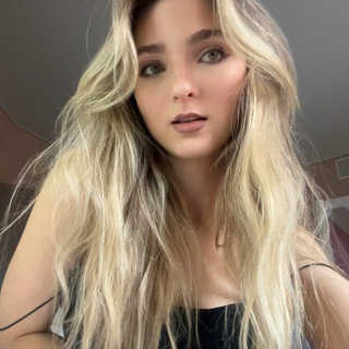 Telegram profile photo for Ульяна | дизайн презентаций