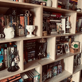 Telegram profile photo for Аптека для души 📚✨ βιβλίονθήκη
