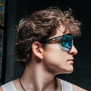 Telegram profile photo for Андрей, побежали за эклером?