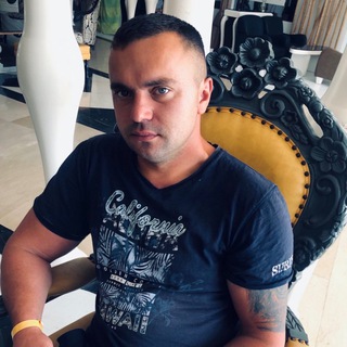 Telegram profile photo for Алекс Д, писатель 📚