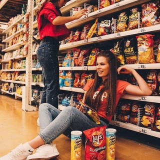 Telegram profile photo for Помощница / помощник на выкладку товаров