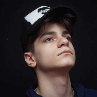 Telegram profile photo for Мете Нортин • Дизайнер