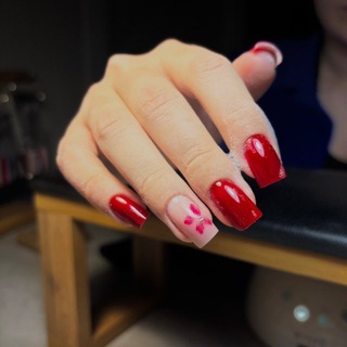 Telegram profile photo for milashnails.spb / маникюр / СПб / звездная