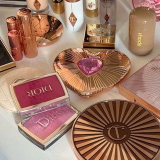 Telegram profile photo for D.BEAUTY | магазин оригинальной косметики из Sephora