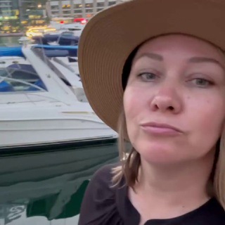 Telegram profile photo for Дневник маркетолога 🤫 | Марина Черепанова