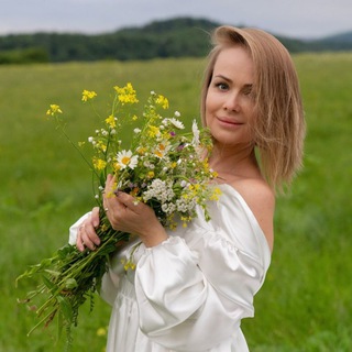 Telegram profile photo for Ты со мной 🕊✨ Для женщин, которые устали выживать и уже готовы выстраивать жизнь с личными деньгами✨ Топ-лидер GreenwayGlobal✨️