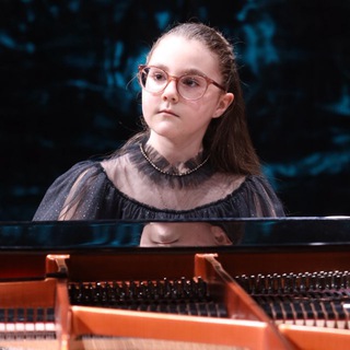 Telegram profile photo for Nikol_piano