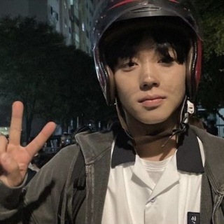 Telegram profile photo for 𝗐𝖾𝖺𝗄 𝗁𝖾𝗋𝗈 𝖼𝗈𝗇𝖿𝖾𝗌𝗌𝗂𝗈𝗇݁˚
