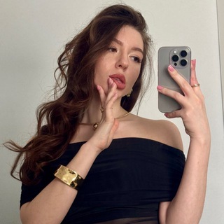 Telegram profile photo for обзорщица Леся 🍒