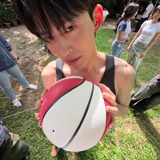 Telegram profile photo for ur h(🏀)me