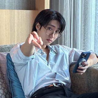 Telegram profile photo for 𝕳𝖆𝖓'𝖘 𝖈𝖔𝖒𝖕𝖆𝖘𝖘 خونـہ جیـسونگ
