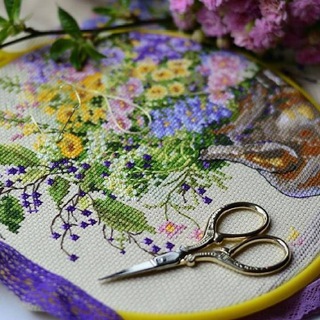 Telegram profile photo for Cross-stitch π