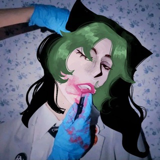 Telegram profile photo for 🕸️† Ивка сливка †👣