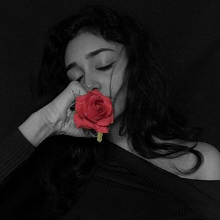 Telegram profile photo for خیانەتی ئەو.~.🖤