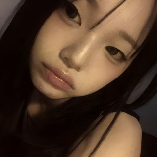 Telegram profile photo for Who Is Vuittön?