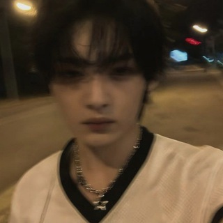 Telegram profile photo for 1 of LOV (alien)