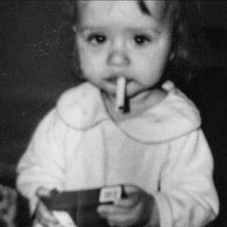 Telegram profile photo for cigarettes and honey