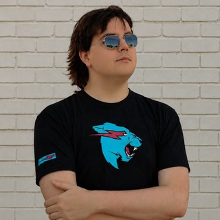 Telegram profile photo for Missouri radio station | Пажылая Даша путешественница
