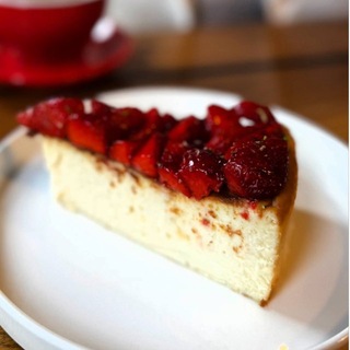 Telegram profile photo for LIFE IS FOOD
