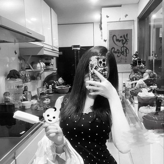 Telegram profile photo for Aĥ Μoê(စာတို)