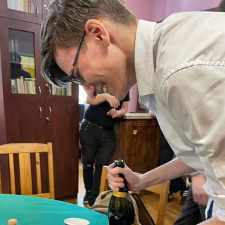 Telegram profile photo for БЯ0И30вblЙ УI¯0JI0I{
