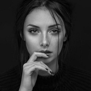 Telegram profile photo for - خلفيات فون 🖤♕