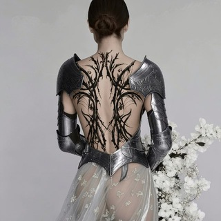 Telegram profile photo for Yana Smorodina Design & Tattoo