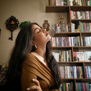 Telegram profile photo for ✧انجمن شاعران زنده✧