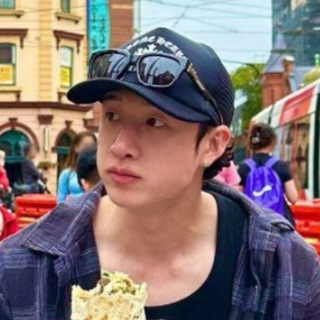 Telegram profile photo for InBang방🐺