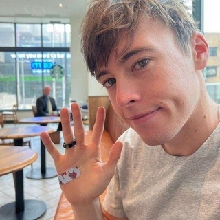 Telegram profile photo for Second chancé rtnw | Feeder Series