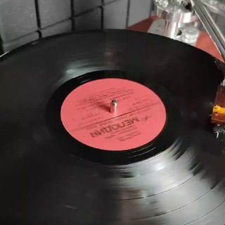 Telegram group profile photo for Valeron's vinyl channel