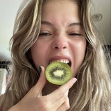 Telegram profile photo for реклама born to die 🍒