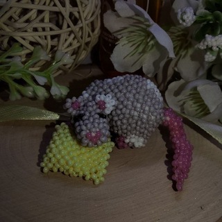 Telegram profile photo for vvy.beads🪽