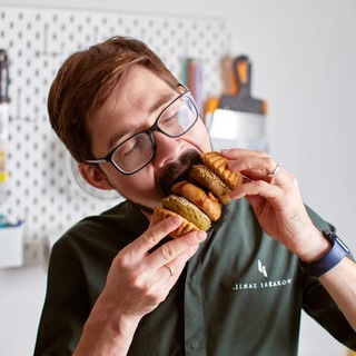 Telegram profile photo for Ильназ Искаков. Веганские десерты.