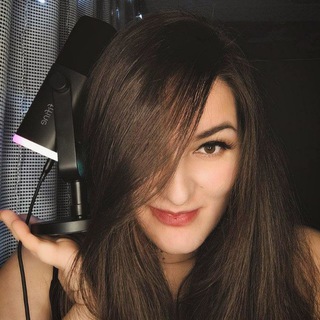 Telegram profile photo for Марго, почитай нам! 🎙📚