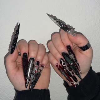 Telegram profile photo for lizzza.nails ЛАЙФ 💅🏻