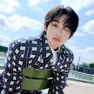 Telegram profile photo for 董思成WINWIN