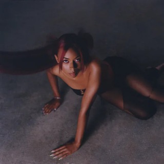 Telegram profile photo for ravyn lenae