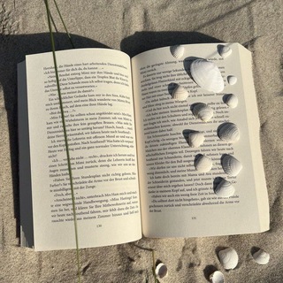 Telegram profile photo for ✨📚Bookshelf 📚✨