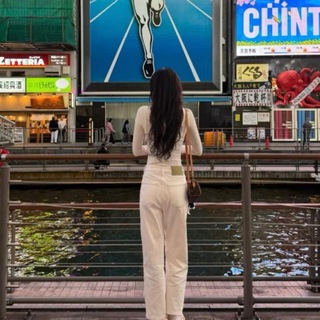 Telegram profile photo for 依依(新人首开)