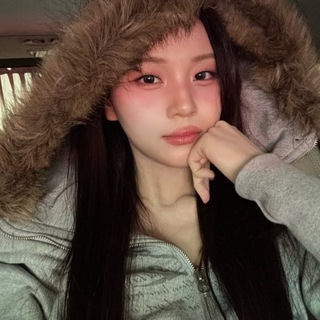 Telegram profile photo for Fantola | k-pop stickers
