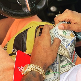 Telegram group profile photo for WE FUCKING RICH 🤑✅