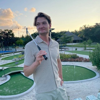 Telegram profile photo for Сургай: Реалити-дневник ✏️