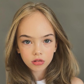 Telegram profile photo for Радослава Мантусова • @rada_papa • Model
