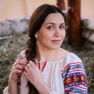 Telegram profile photo for Алёна Ушакова | Родолог, психолог