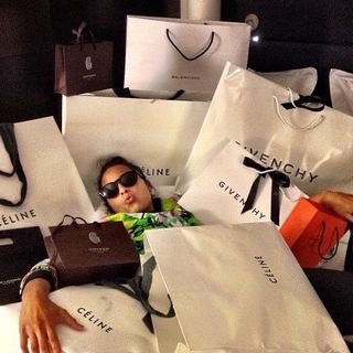 Telegram profile photo for URBESTIES - клуб шопоголиков.