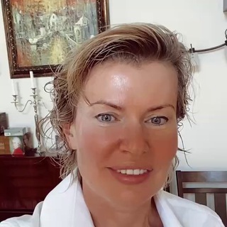 Telegram profile photo for Оксана Страхова. Символизм искусства
