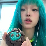 Telegram profile photo for Lisa Hwang